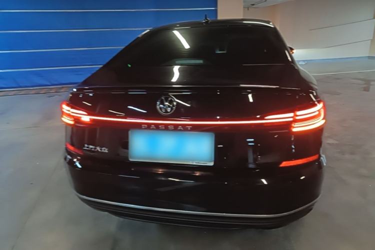 Volkswagen Passat 2025 — 5