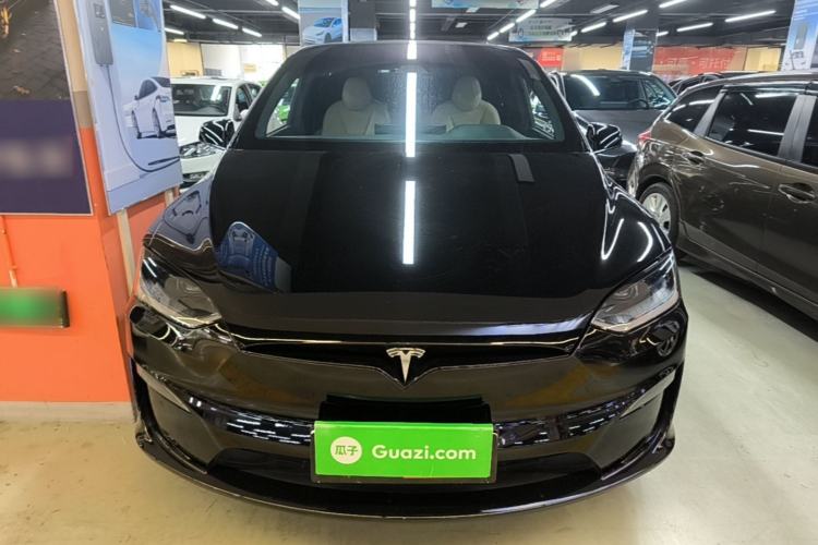 Tesla Model X 2023 — 2