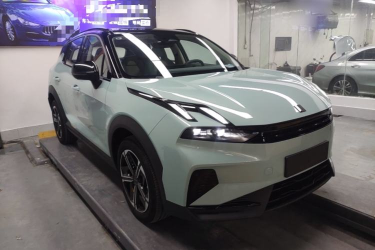 Lynk & Co 06 2023 — 3