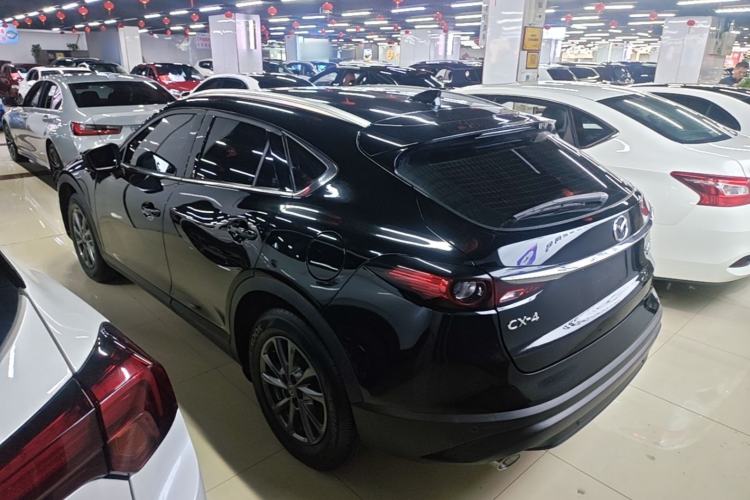 Mazda CX-4 2020 — 4