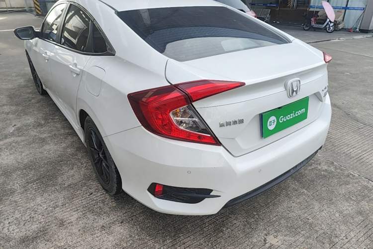 Honda Civic 2019 — 4