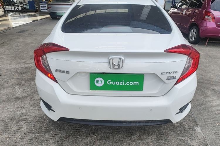 Honda Civic 2019 — 5