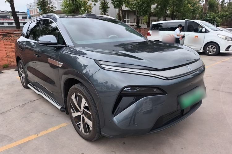 BYD Tang L 2025 — 3