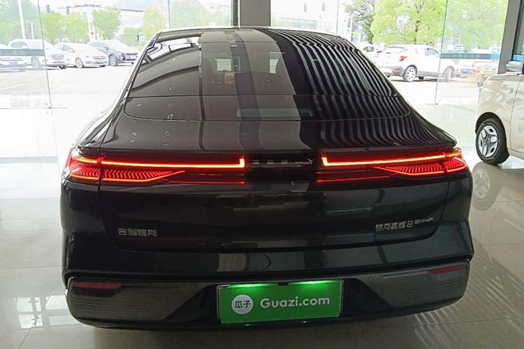 Geely Galaxy 8 2025 — 5