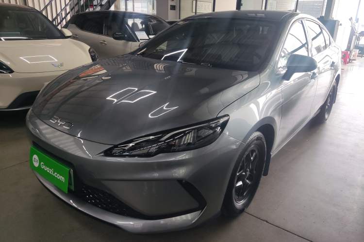 BYD Seal 05 DM-i 2025 — фото 1