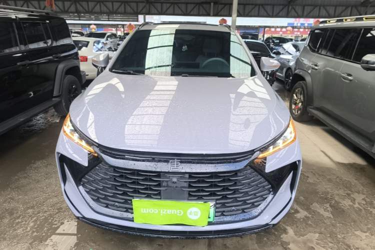 BYD Tang 2025 — 2