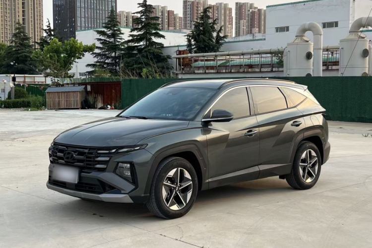 Hyundai Tucson 2025 — фото 1