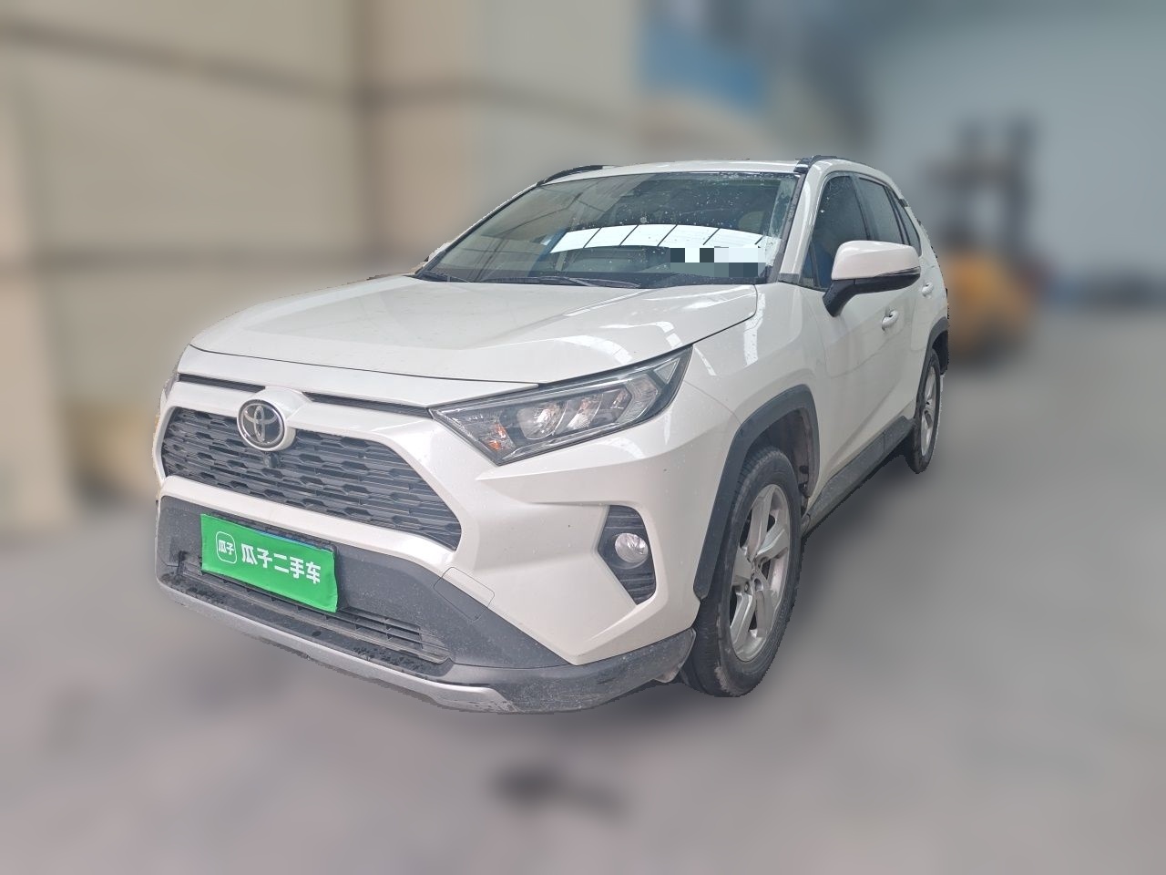 Toyota RAV4 2020 — фото 1