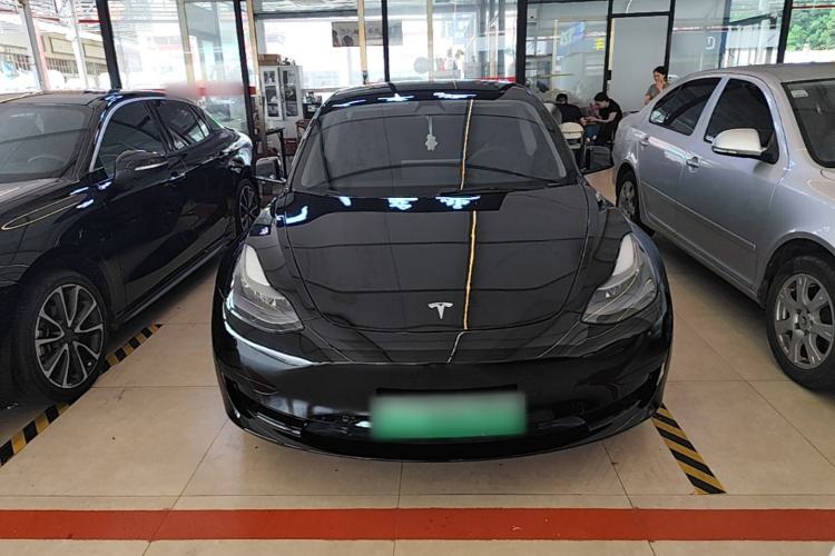 Tesla Model 3 2021 — 2