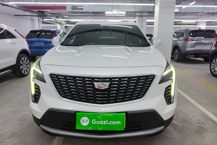 Cadillac XT4 2021 — фото 2