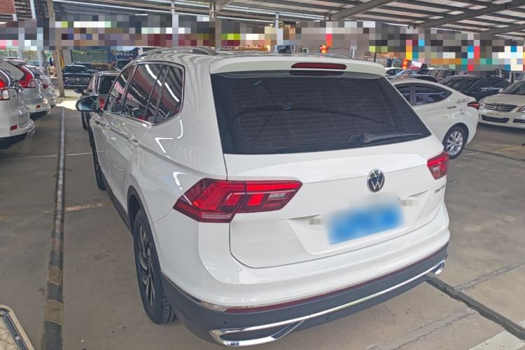 Volkswagen Tiguan L 2022 — фото 4