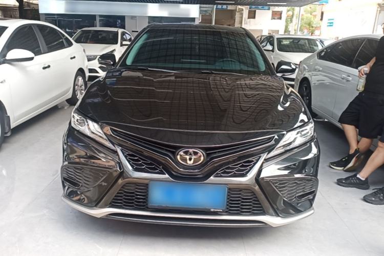 Toyota camry 2021 — фото 2