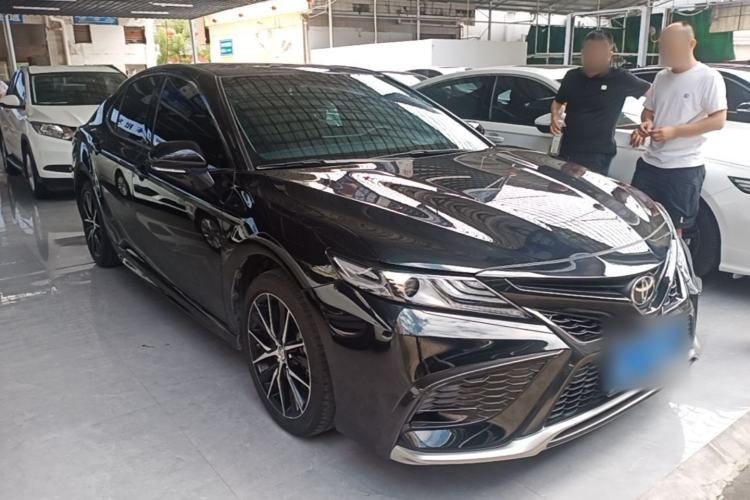 Toyota camry 2021 — фото 3