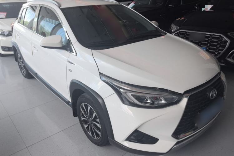 Toyota YARiS L 2022 — 3