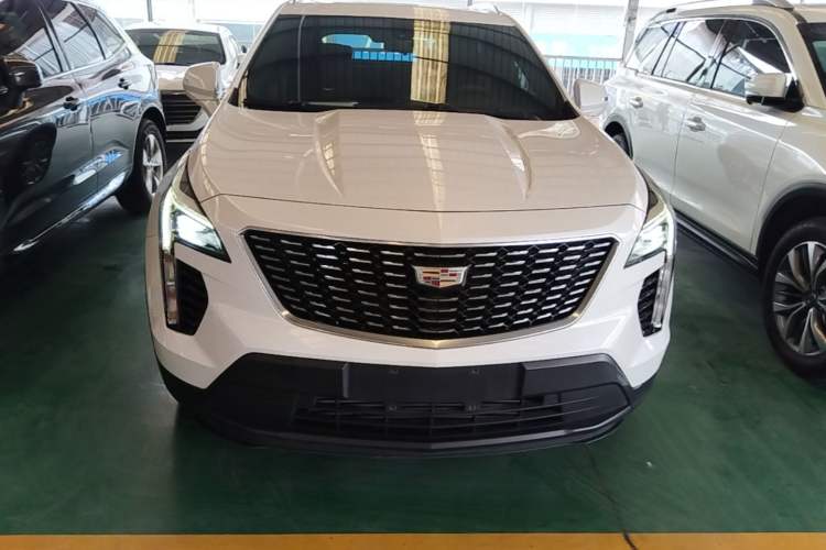 Cadillac XT4 2021 — 2