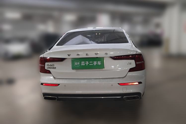 Volvo S60 2021 — 3