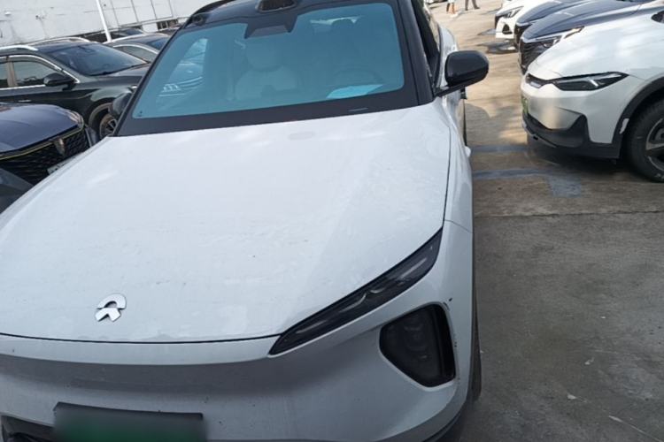 NIO ES6 2024 — 2