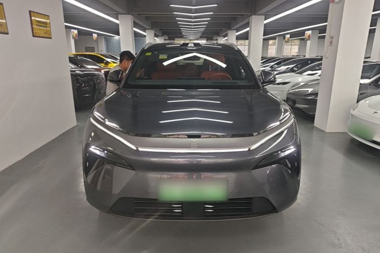 BYD Tang L 2025 — 2