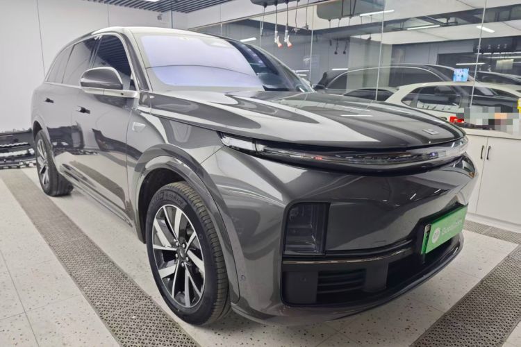 Li Auto L7 2023 — 3