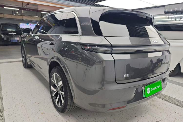 Li Auto L7 2023 — 4