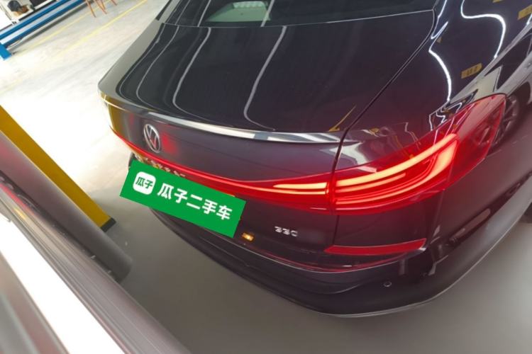 Volkswagen Passat 2023 — 5
