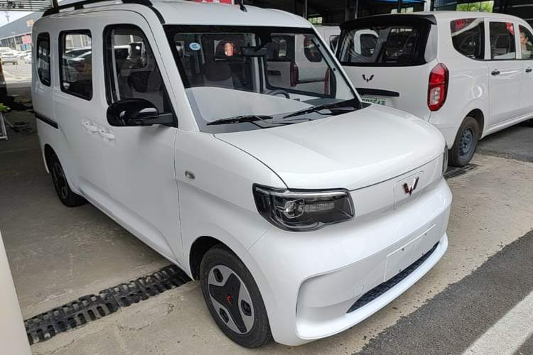 Wuling Zhiguang 2025 — 3