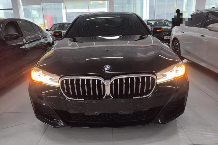BMW 530Li 2023 — 2