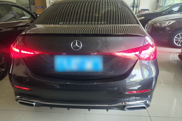 Mercedes-Benz C 260 L 2023 — 5