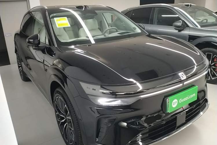 Zeekr 7X 2026 — 3