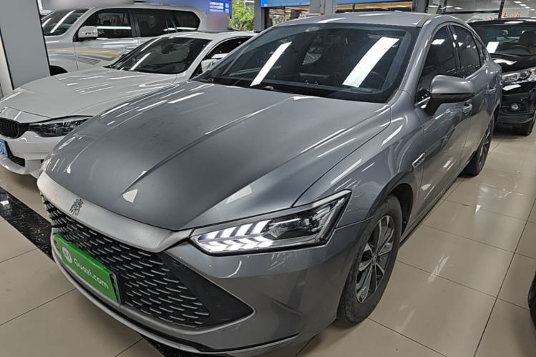 BYD Qin Plus 2021 — фото 1