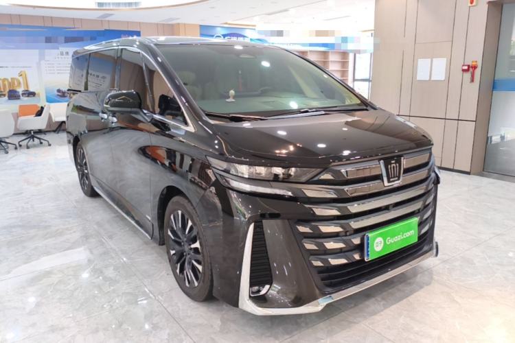Toyota vellfire 2024 — фото 3