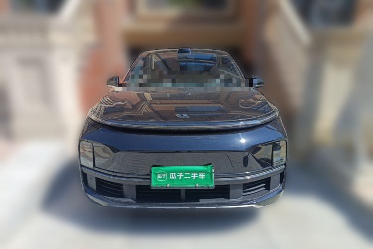 Li Auto L8 2023 — 2