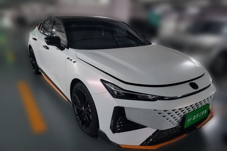 ChangAn UNI-V 2024 — 3