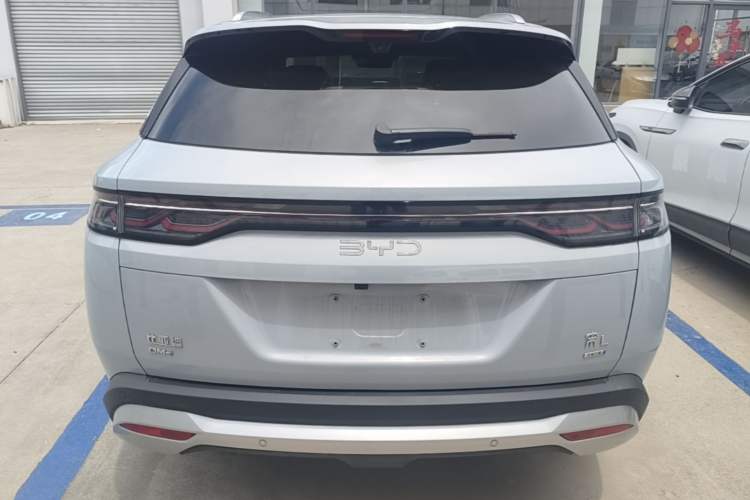 BYD Song L DM-i 2025 — 5