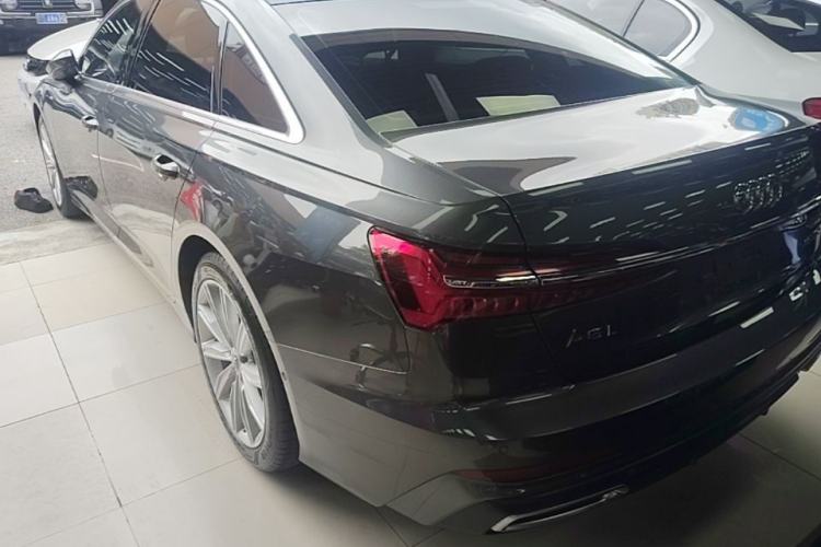 Audi A6 2021 — 4