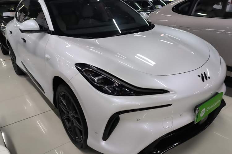 IM LS6 2023 — 3