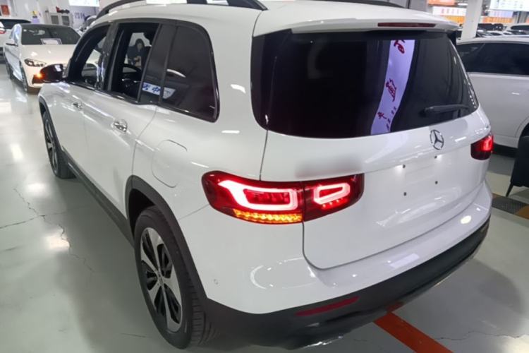 Mercedes-Benz GLB 220 2023 — 4