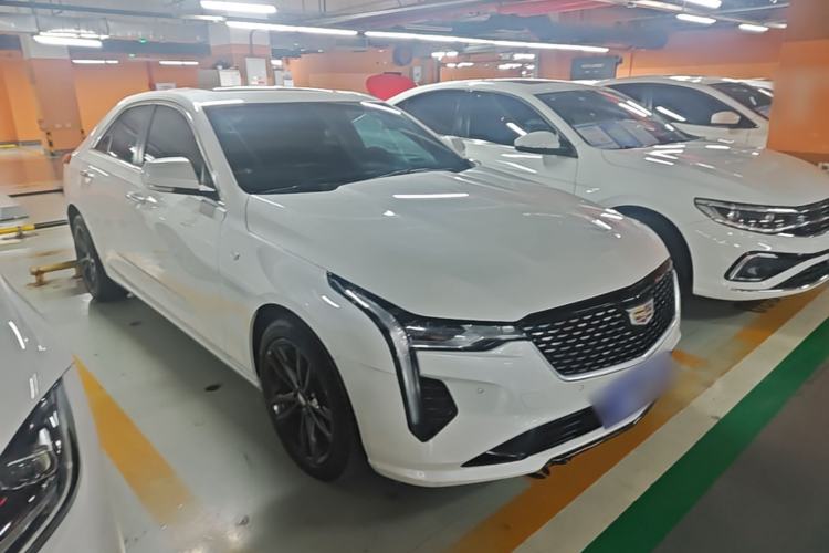 Cadillac CT4 2023 — 3