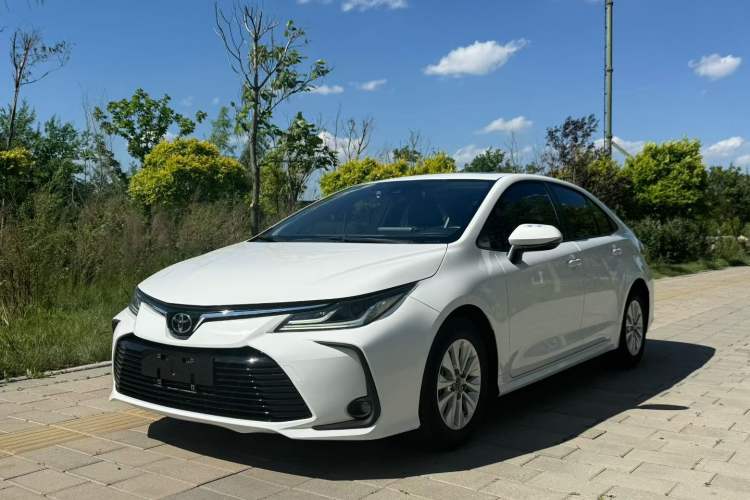Toyota corolla 2021 — фото 1