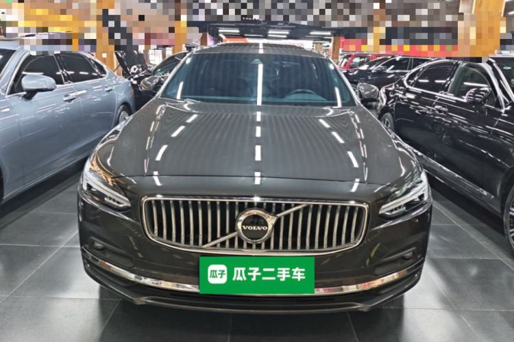 Volvo S90 2021 — 2