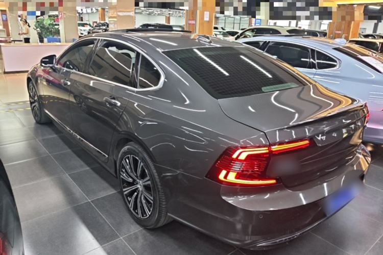 Volvo S90 2021 — 4