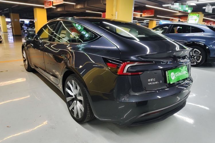 Tesla Model 3 2023 — 4