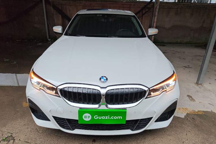 BMW 325Li 2022 — 2