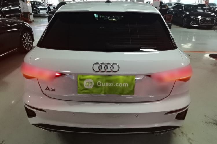 Audi A3 2022 — фото 5