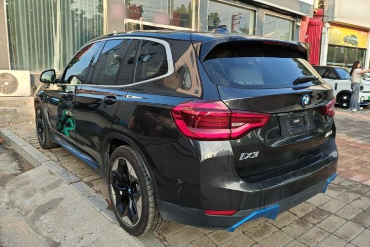 BMW iX3 2021 — 4