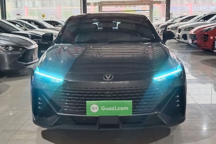 ChangAn UNI-V 2022 — 2