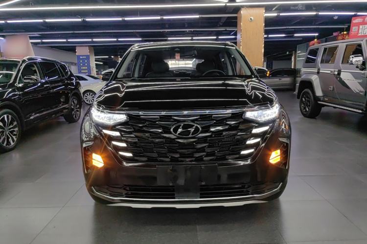 Hyundai Custo 2021 — фото 2