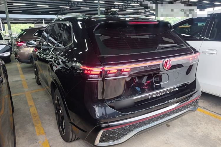 Volkswagen Tiguan L 2024 — 4