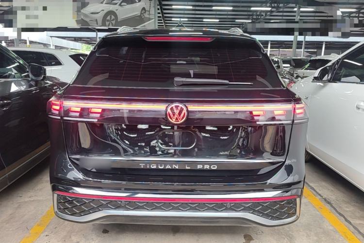 Volkswagen Tiguan L 2024 — 5