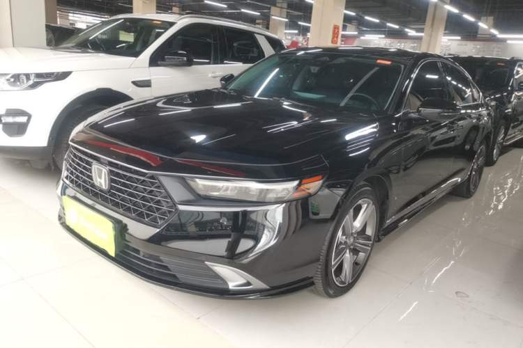Honda Accord 2023 — фото 1